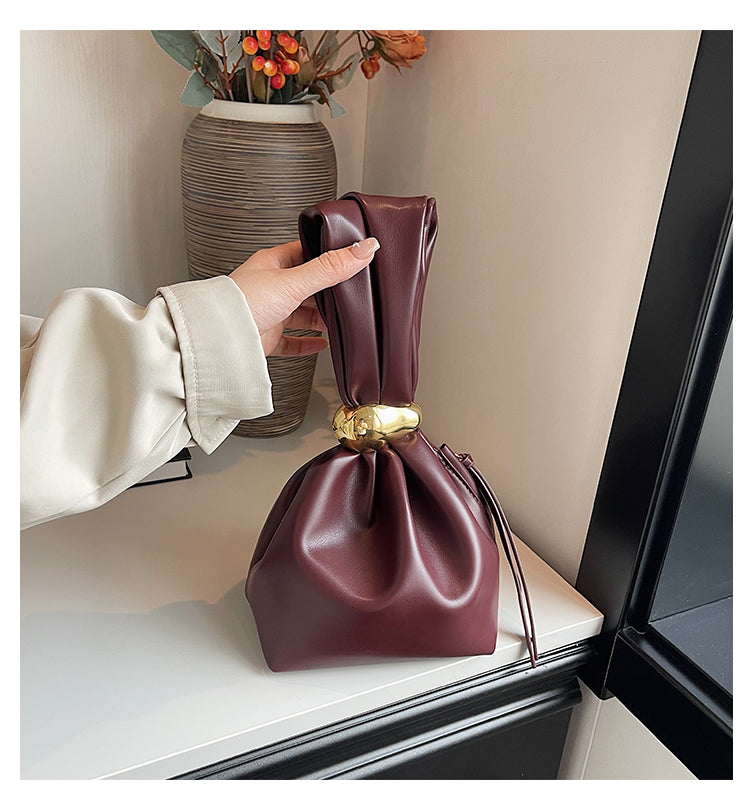 Personalized Soft Leather Clutch Bag Luxury Designer Women Pleated Mini Bucket Pouch Temperament Side Zipper Party Evening Bags