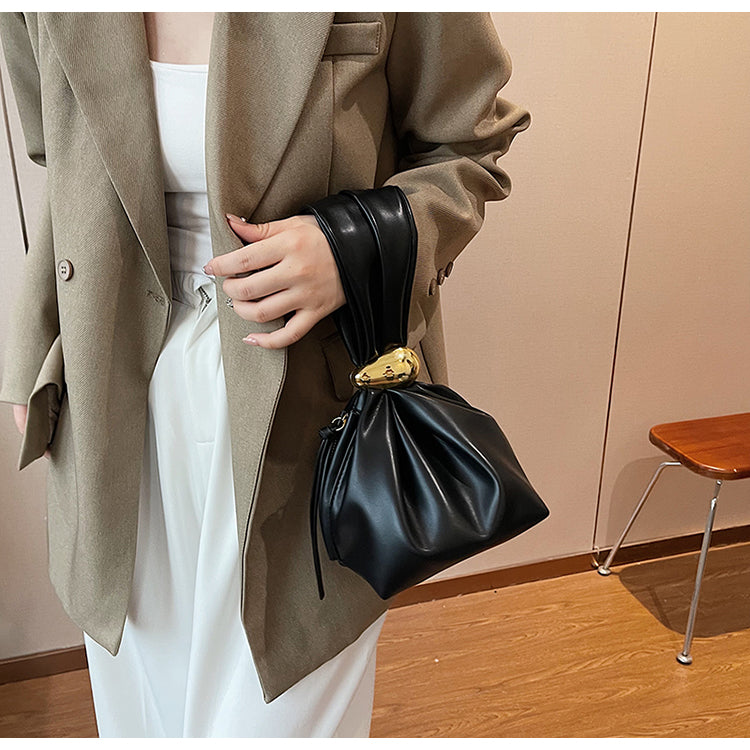 Personalized Soft Leather Clutch Bag Luxury Designer Women Pleated Mini Bucket Pouch Temperament Side Zipper Party Evening Bags