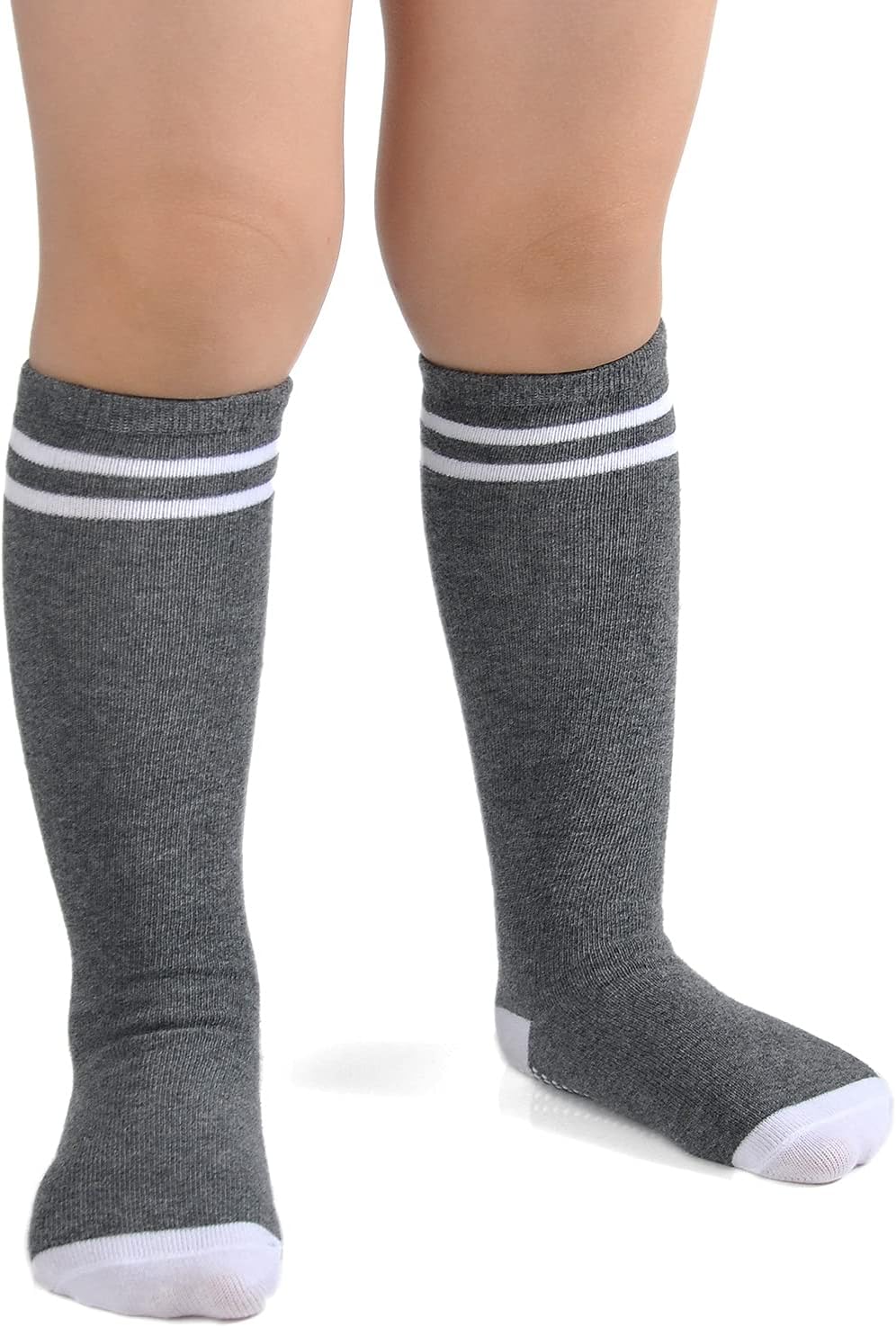 Tackles the day with style and confidence
